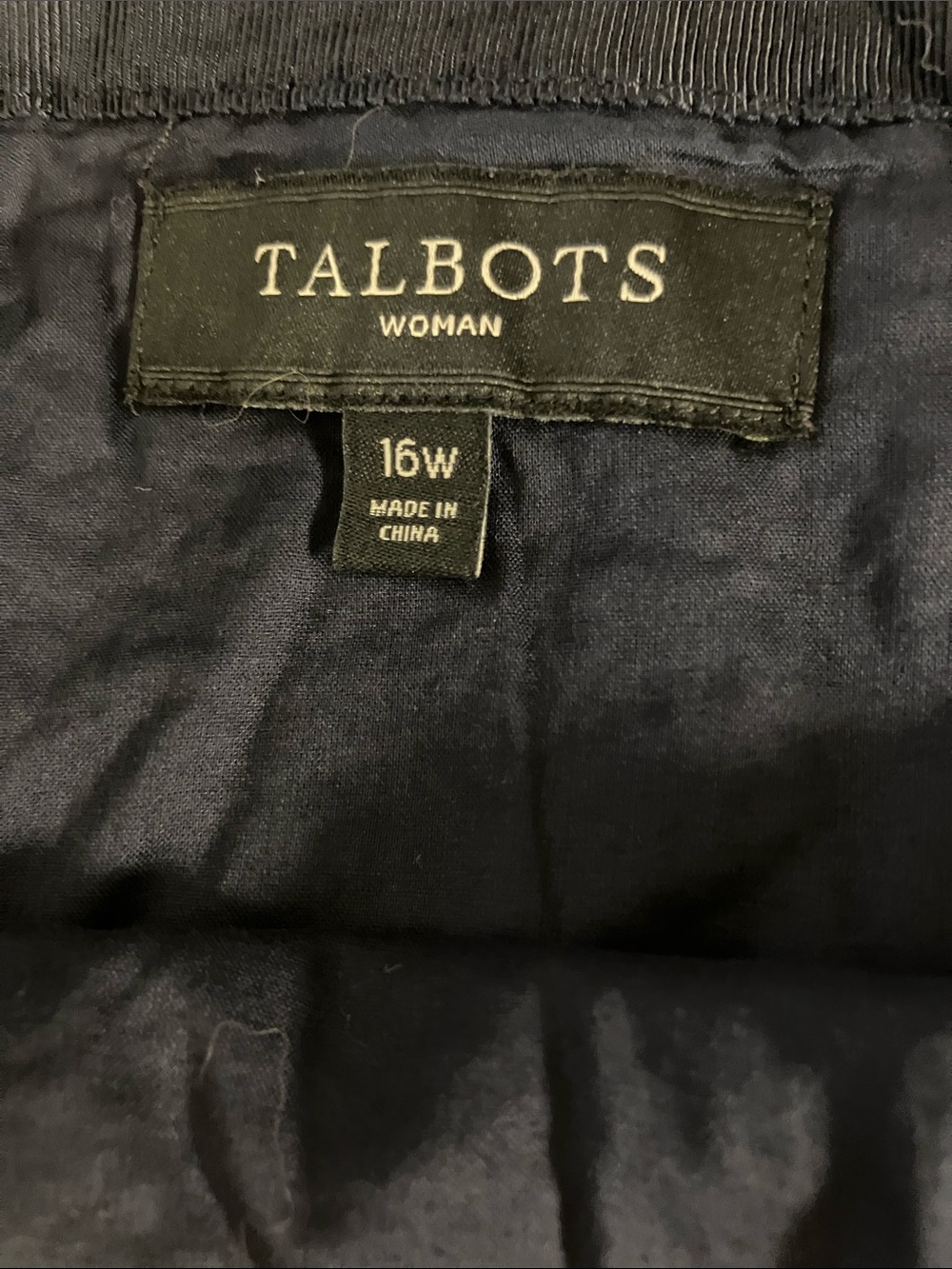 Talbots Navy Floral Eyelet Beaded Embroidered  Skirt. Size 16W - Picture 3 of 4